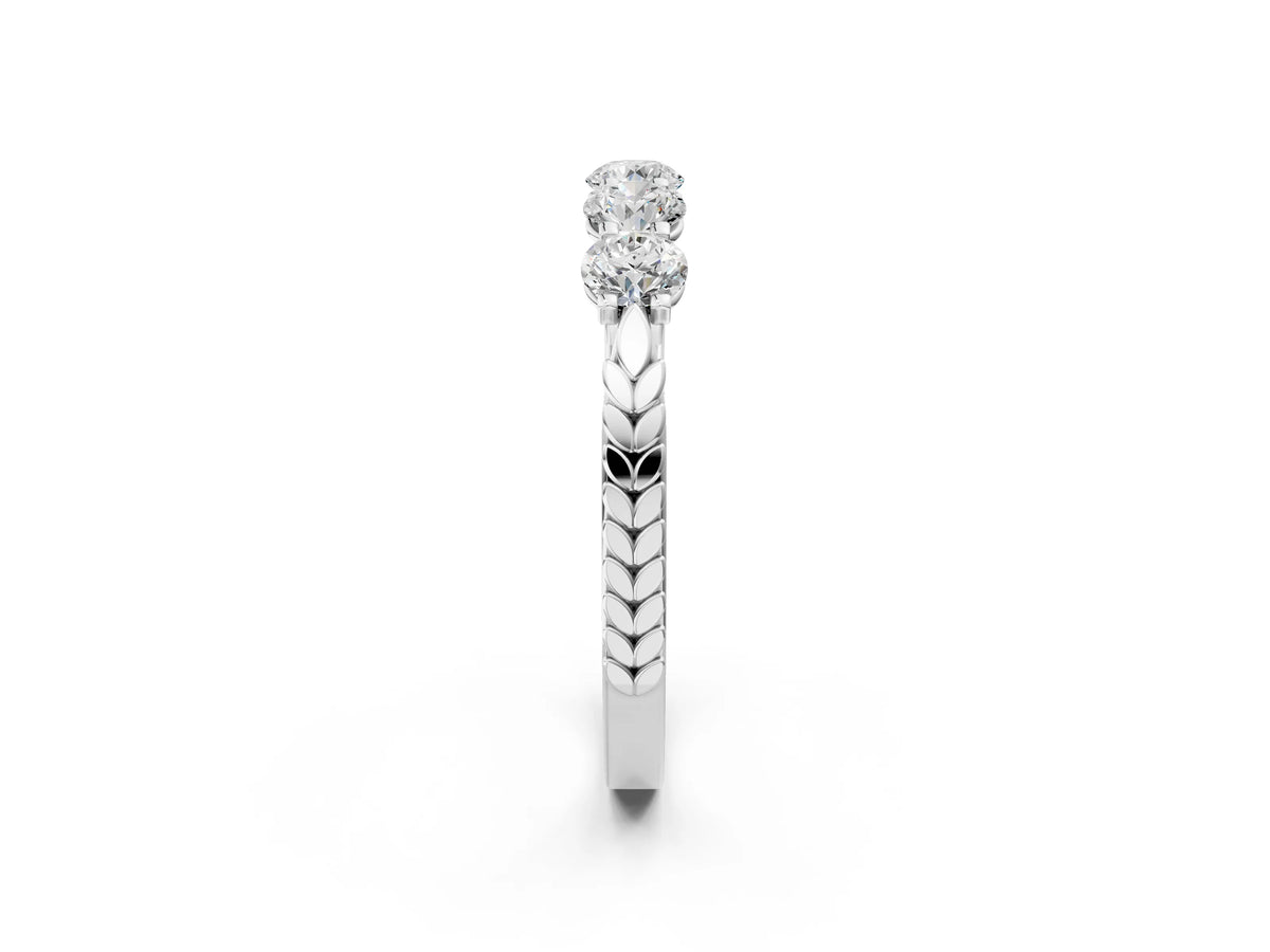 White gold Five-Stone Round Diamond Prong-Set Band_2