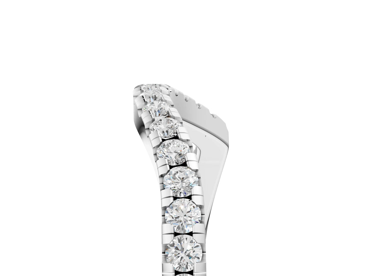 White gold Round Diamond Pavé Twist Band with U-Prong Setting_5