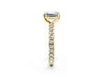 Yellow gold Emerald Cut Diamond Pavé Solitaire Ring with Round Band and Prong Setting_2