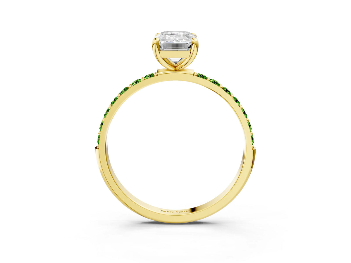 Yellow gold Emerald Cut Diamond Solitaire Ring with Round Peridot Pavé Band and Prong Setting_3