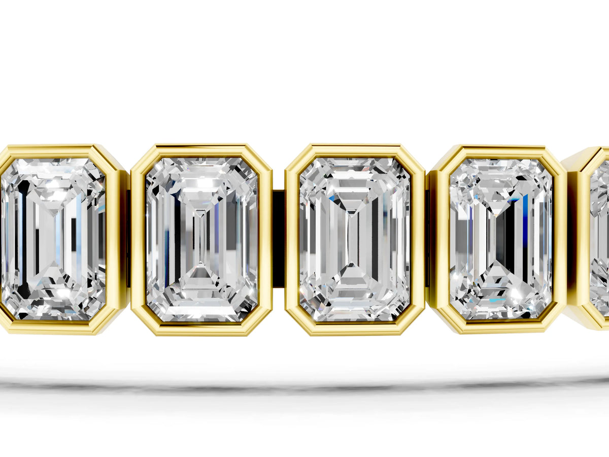 Yellow gold Emerald Cut Diamond Tennis Bracelet with Bezel Setting_1