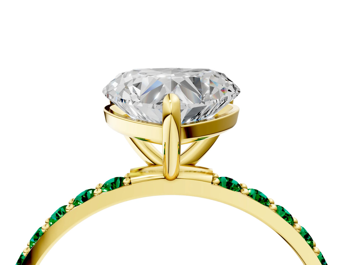 Yellow gold Heart Cut Diamond Solitaire Ring with Round Emerald Pavé Band and Prong Setting_4