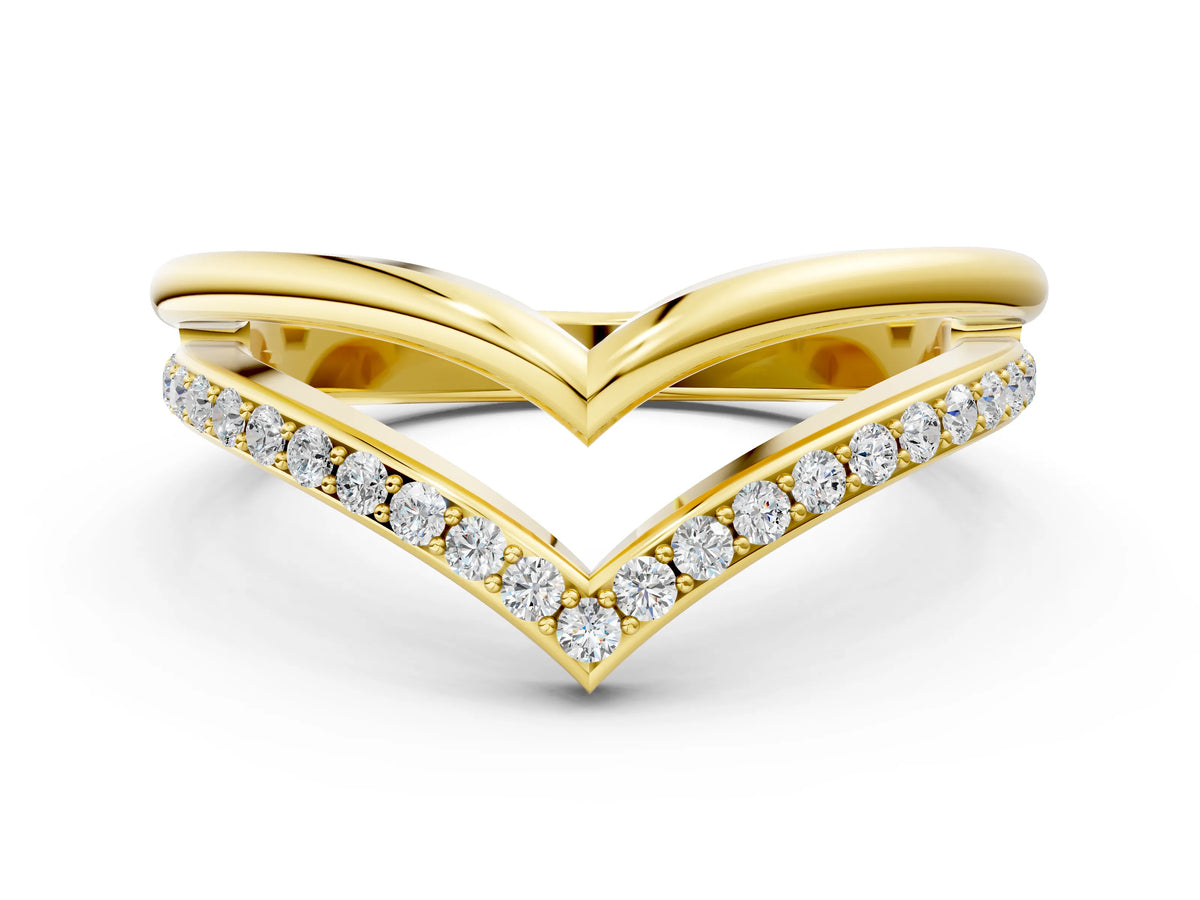 Yellow gold Pavé Round Diamond Chevron Band with Channel Setting
