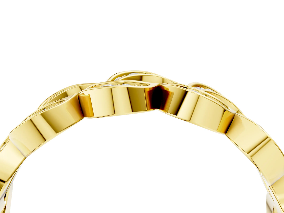 Yellow gold Pavé Round Diamond Interlocking Eternity Band with Bezel Prong Setting_4