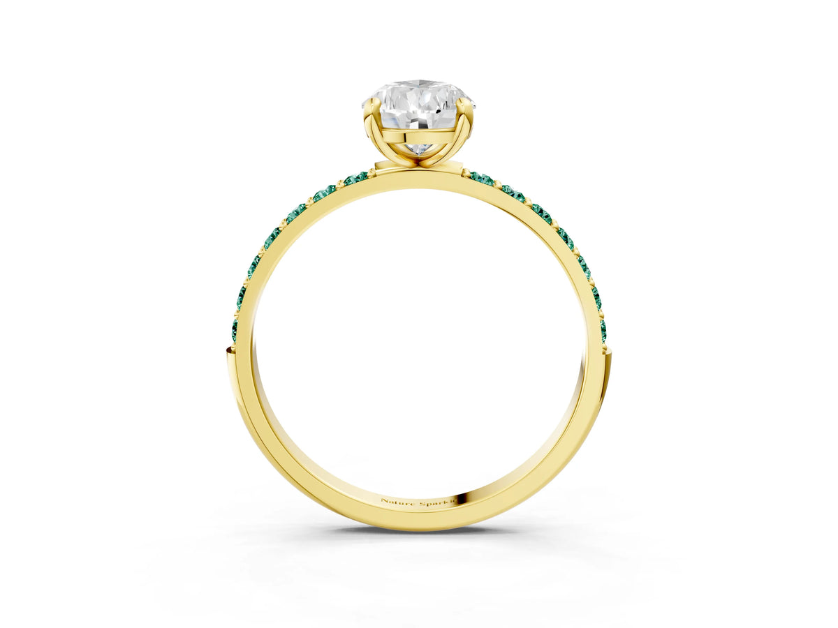 Yellow gold Pear Cut Diamond Solitaire Ring with Round Green Sapphire Pavé Band and Prong Setting_3