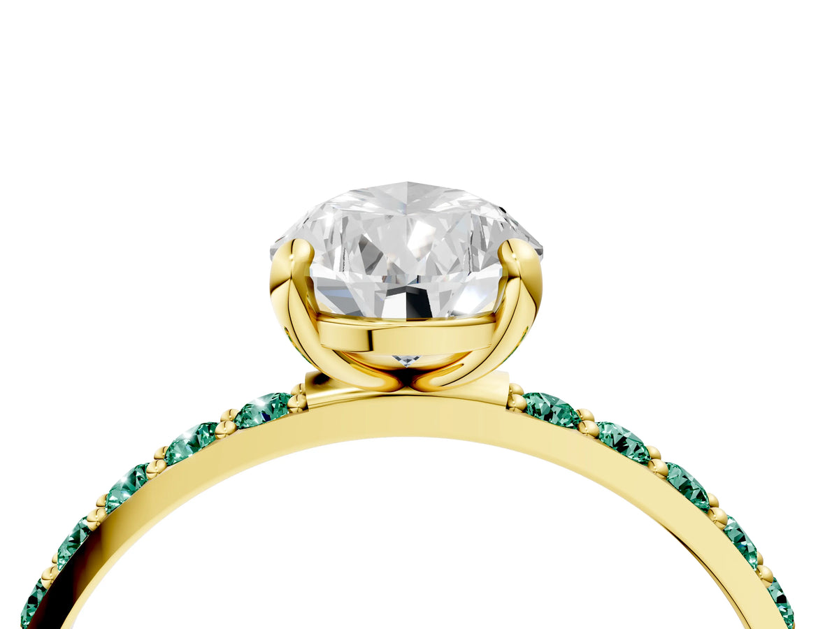 Yellow gold Pear Cut Diamond Solitaire Ring with Round Green Sapphire Pavé Band and Prong Setting_4