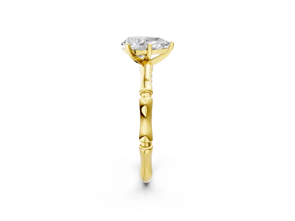 Yellow gold Pear Cut Solitaire Diamond Ring with Bamboo Band and Four-Prong Setting_2