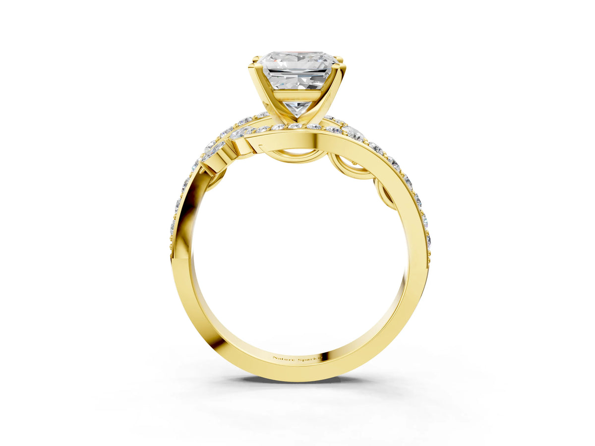 Yellow gold Princess Cut Solitaire with Pavé Twist Band and Four-Prong Setting_3
