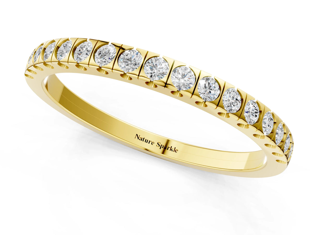 Yellow gold Round Cut Diamond Pavé Set Eternity Band_1