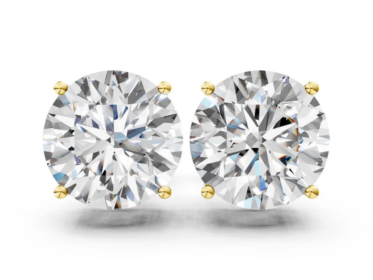 Yellow gold Round Cut Diamond Stud Earrings