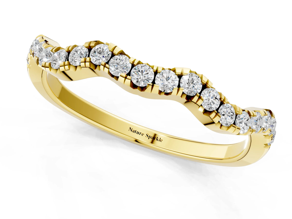 Yellow gold Round Diamond Scalloped Pavé Wedding Band with Shared Prong Setting_1