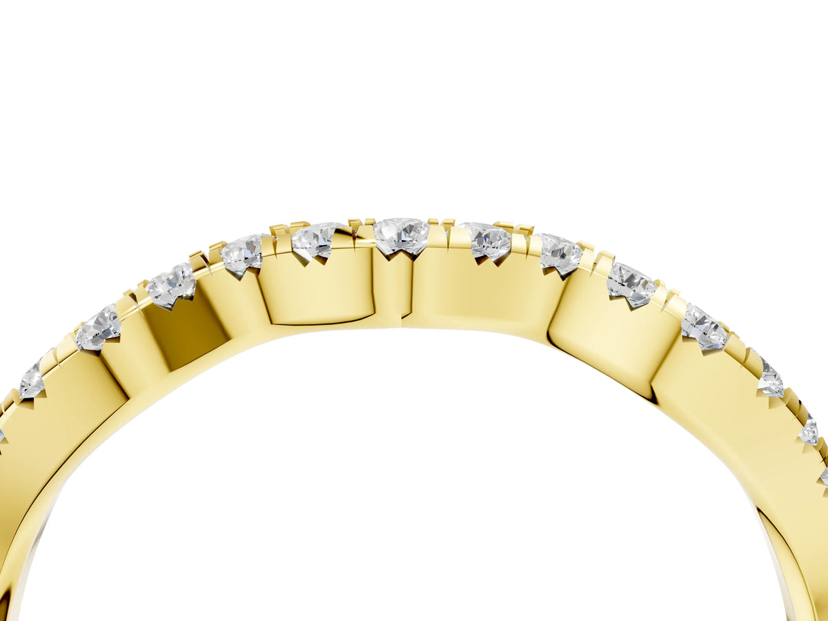 Yellow gold Round Diamond Scalloped Pavé Wedding Band with Shared Prong Setting_4