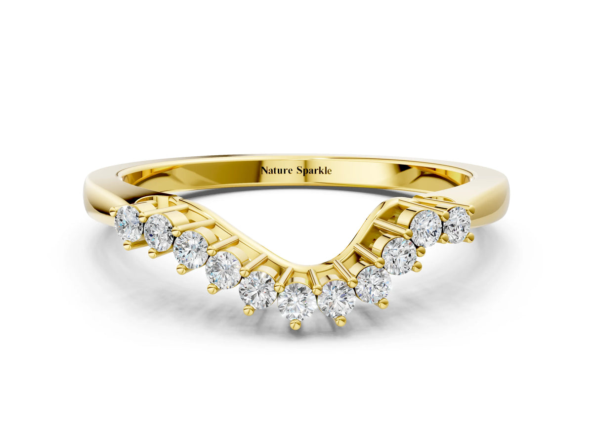 Yellow gold Round Diamond V-Shaped White Gold Band with Prong Setting