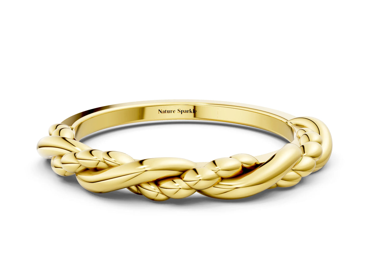 Yellow gold Twisted Rope Solitaire Band