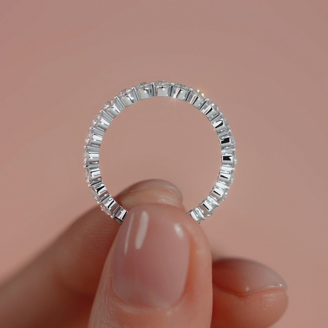 White gold Round Diamond Shared Prong Eternity Band