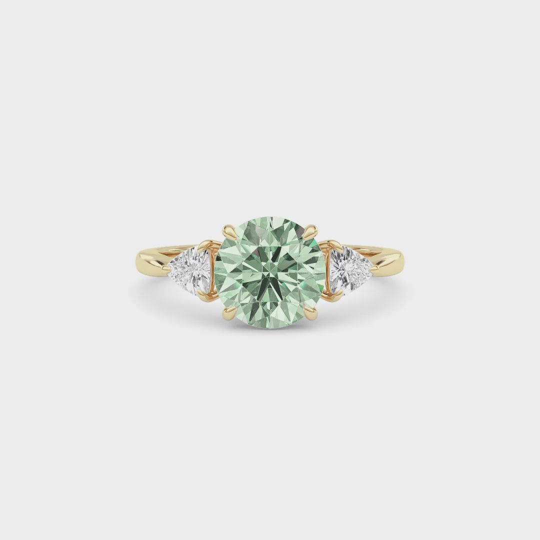 Yellow gold Three-Stone Fancy Green Round Cut Diamond Ring with Trillion Side Stones