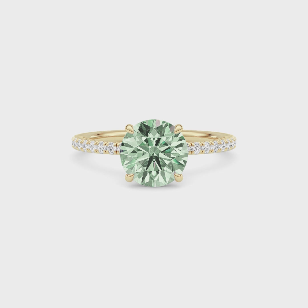 Yellow gold Fancy Green Round Cut Diamond Solitaire with Pavé Band