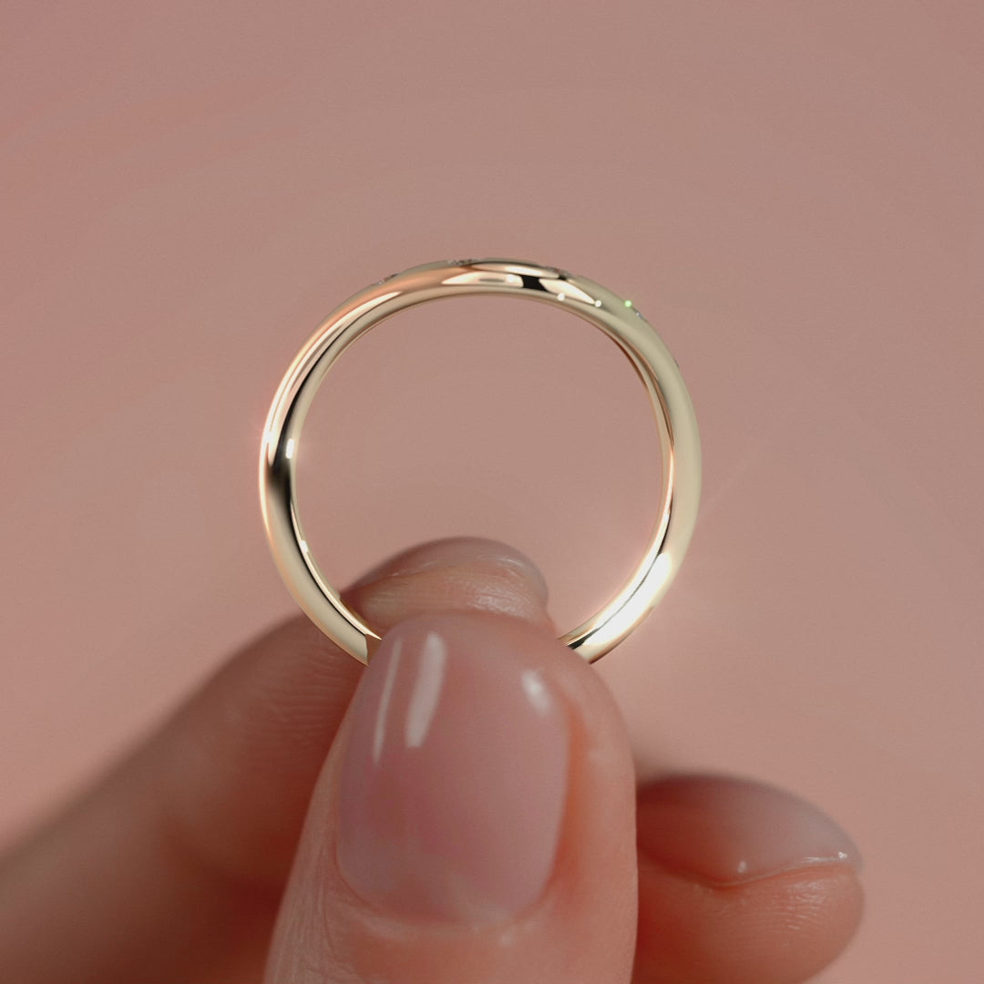 Yellow gold Round Diamond Curved Band with Flush Setting