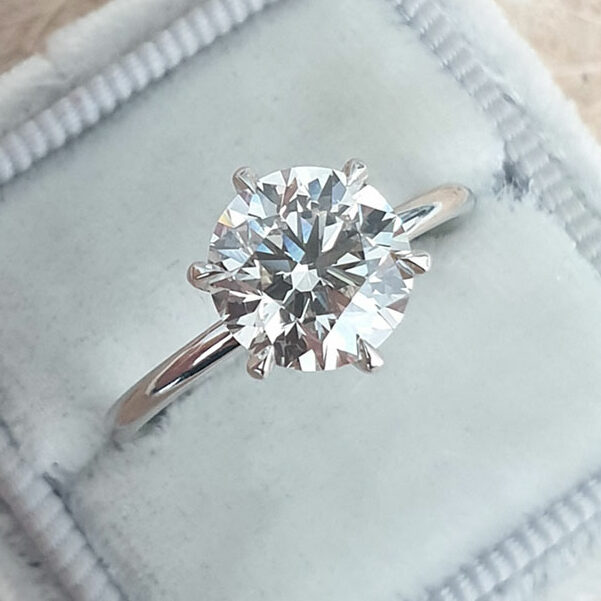 Willow: 2 carat round brilliant engagement ring | Nature Sparkle